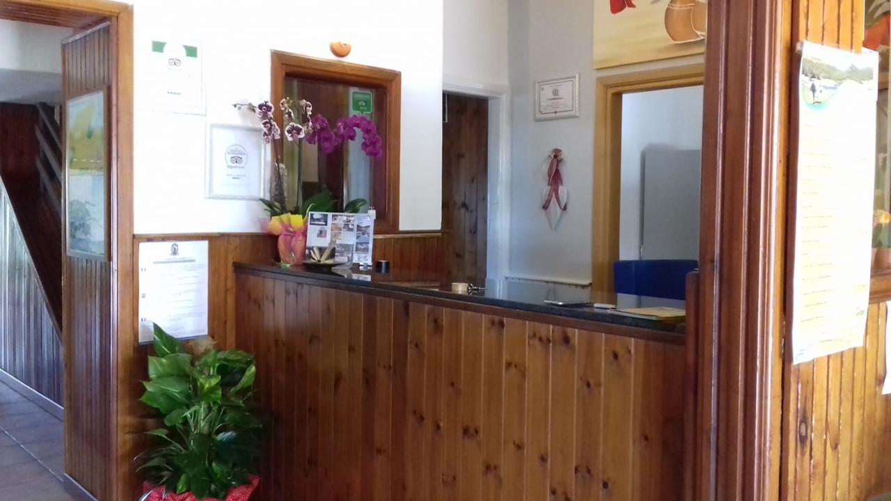 Hotel Pinguino بيسكاسيرولي المظهر الخارجي الصورة