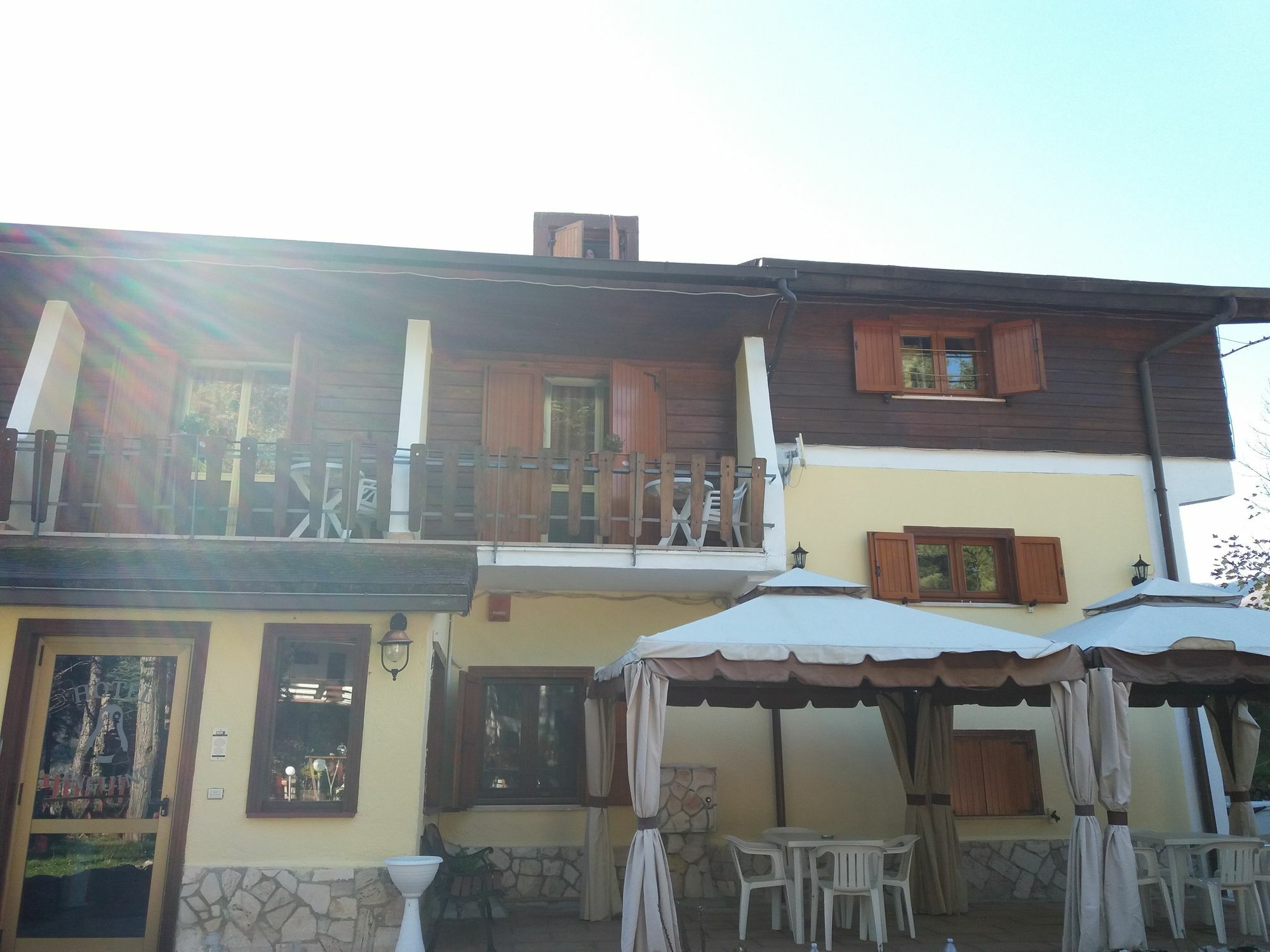Hotel Pinguino بيسكاسيرولي المظهر الخارجي الصورة